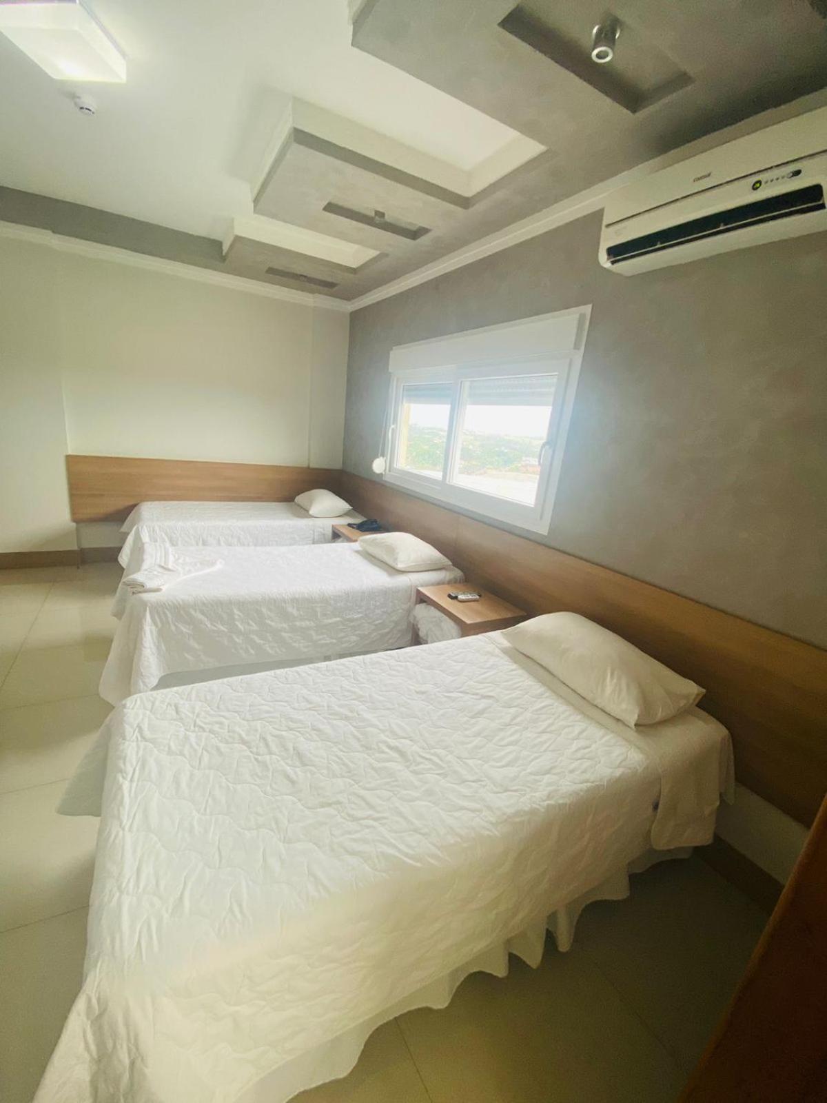 Shelton Palace Hotel Paranavaí 外观 照片