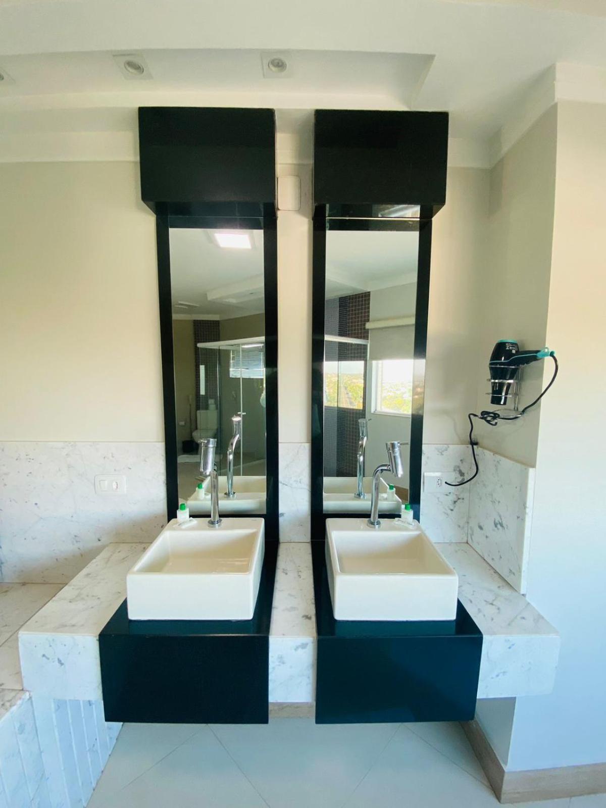 Shelton Palace Hotel Paranavaí 外观 照片